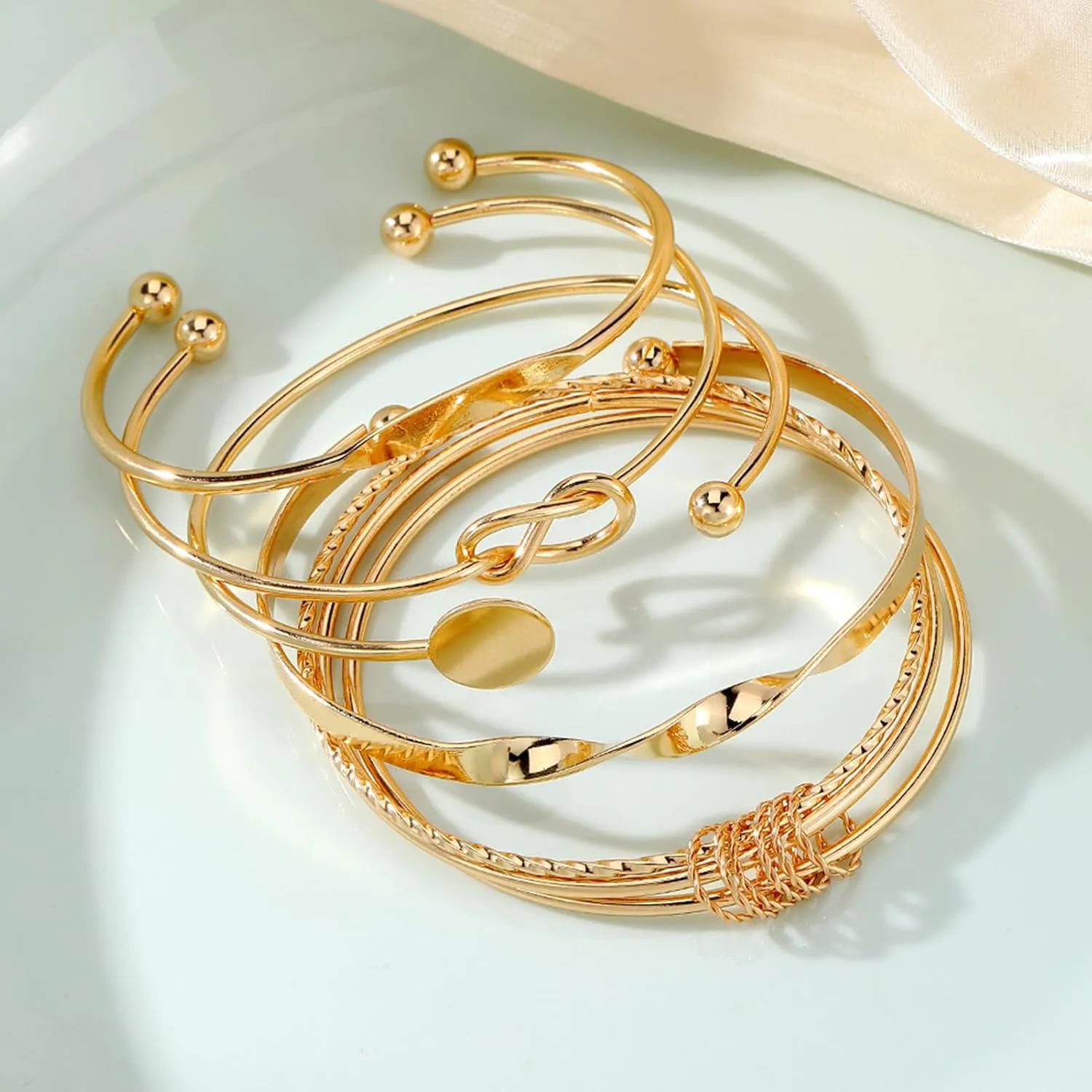 17IF Gold Bangle Bracelet For Women 14k Plated Multi Layer Cuff Bracelets Set Trendy Boho Textured Indian Punk Chunky Cable Smooth Bangles Elegance Stack Minimalist Jewelry Gift