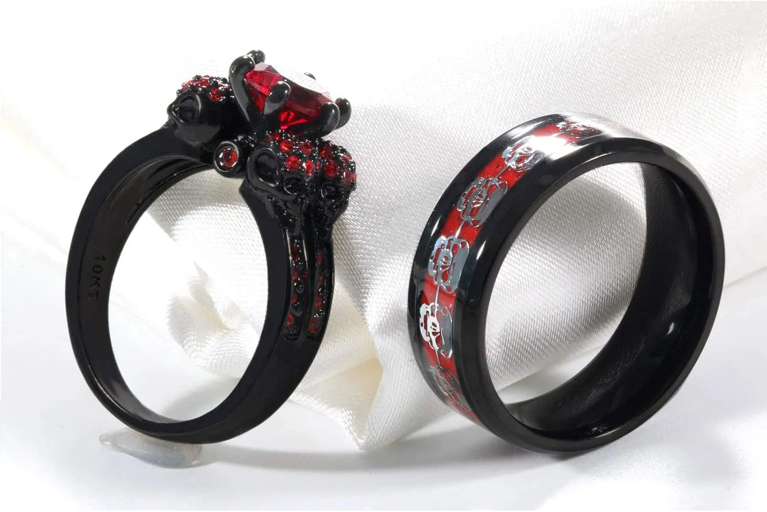 2 Skull Rings His and Hers Couple Rings Skeleton Black Rings Red Cz Womens Wedding Ring Punk Titanium Steel Mens Wedding Bands