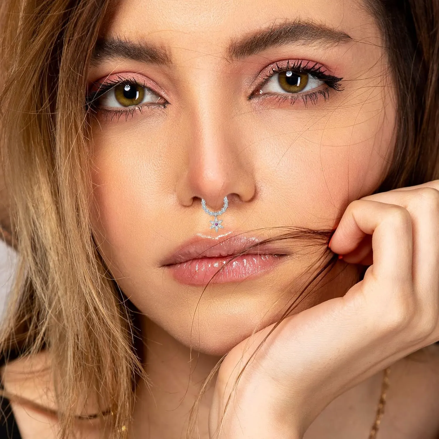 4Pcs 16G Septum Rings Stainless Steel Dangle Septum Jewelry Cute butterfly Snake Daith Cartilage Helix Tragus Earrings Nose Rings Piercing Jewelry for Women
