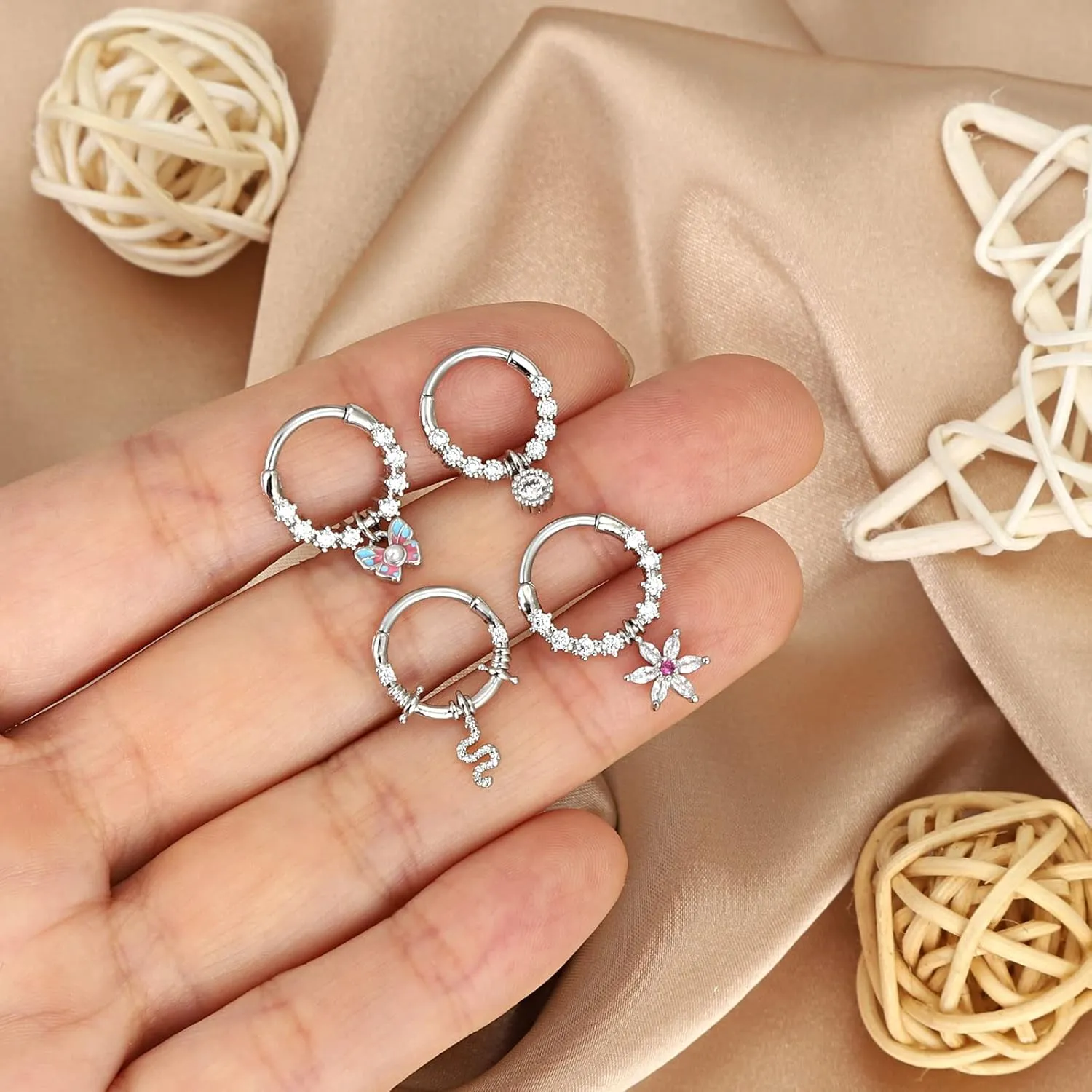 4Pcs 16G Septum Rings Stainless Steel Dangle Septum Jewelry Cute butterfly Snake Daith Cartilage Helix Tragus Earrings Nose Rings Piercing Jewelry for Women
