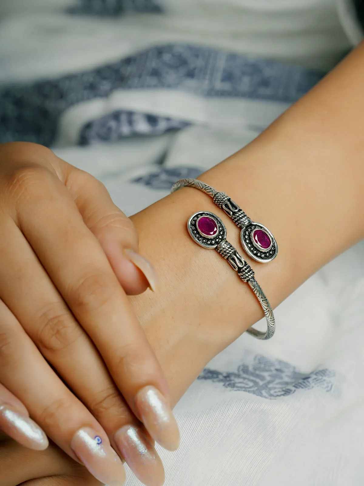 925 Silver Flexible Gemstone Twist Bangle
