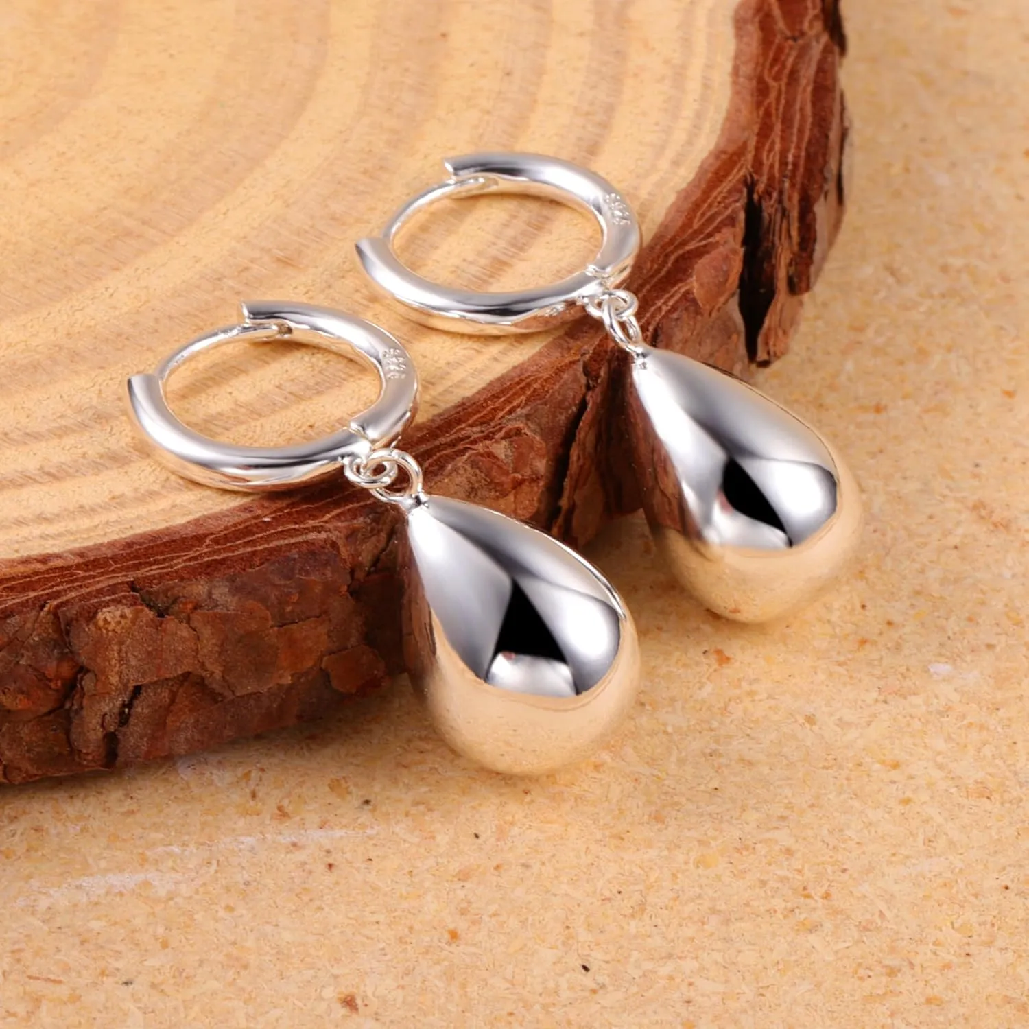 925 Sterling Silver Teardrop Leverback Earrings for Women Girls Waterdrop Tear Drop Dangle Earrings Jewelry Hypoallergenic Silver Teardrop Leverback Dangle Earring for Women