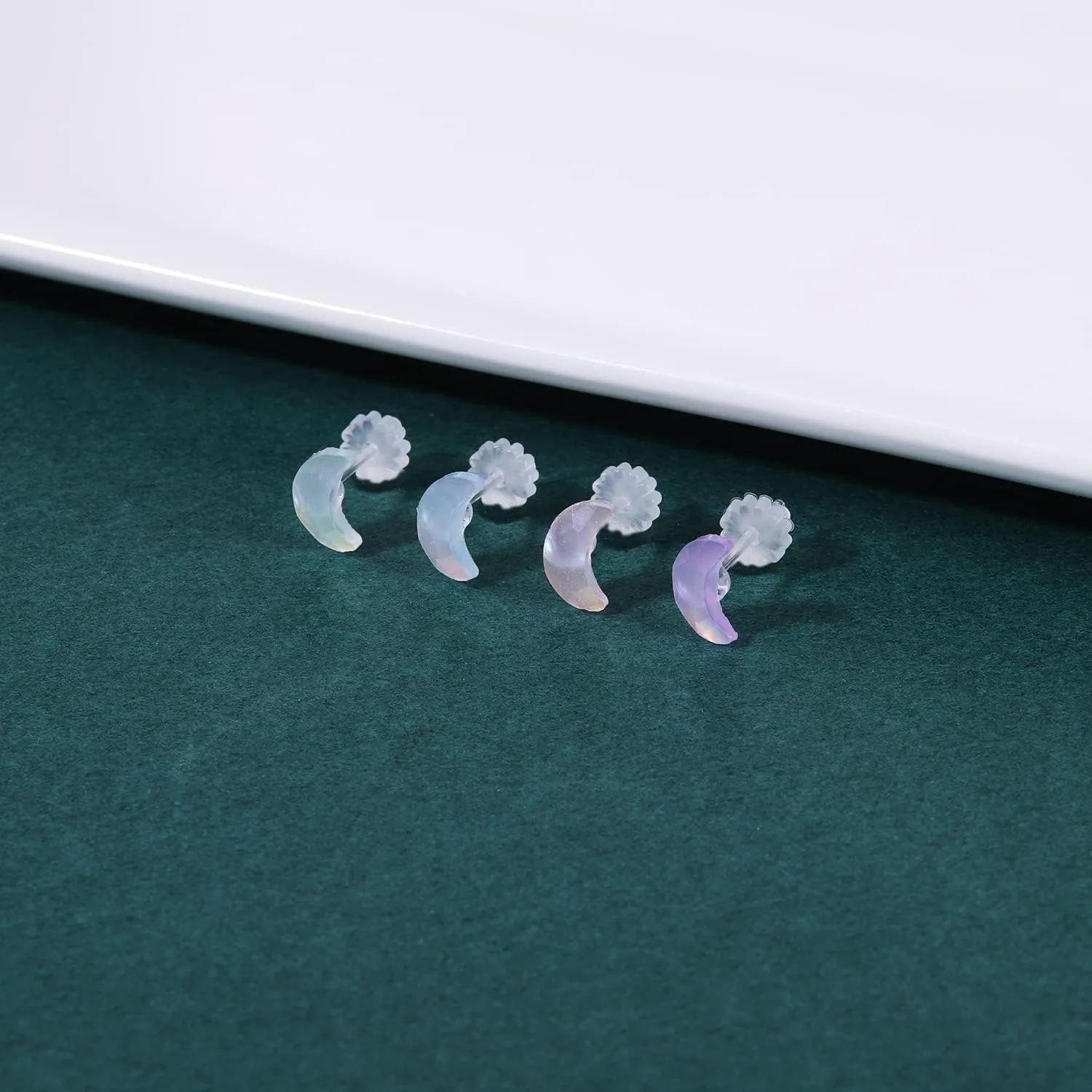 AoedeJ Colorful Stud Earrings Set Plastic Earrings Cute Clear Earrings Kawaii Hypoallergenic Earrings for Women Multipack