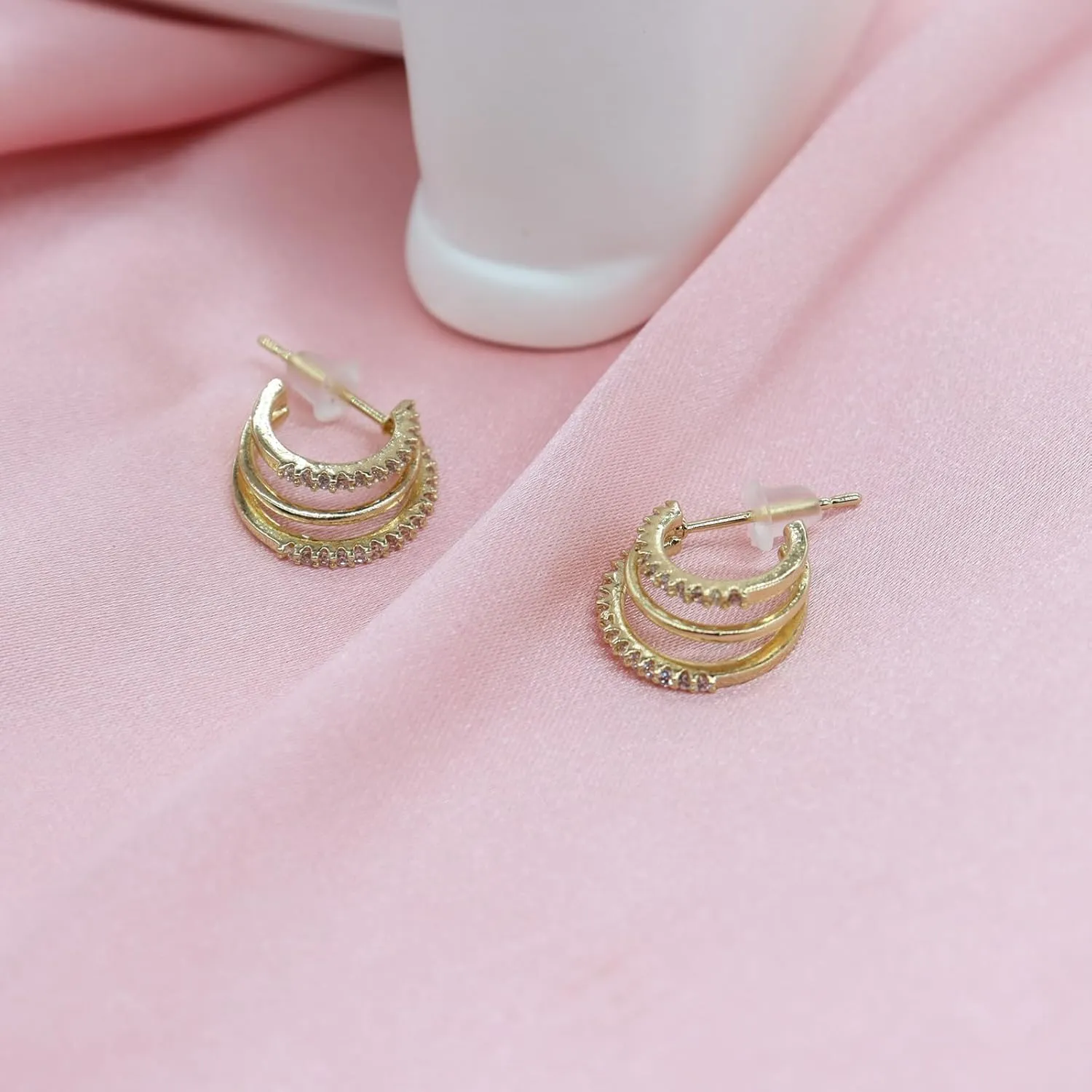 Chunky Gold Hoop Earrings for Women, Trendy 14K Gold Plated Gold/Silver Statement Earring Thick Open Double Hoop Earrings Lightweight Hypoallergenic Earrings Gold Jewelry