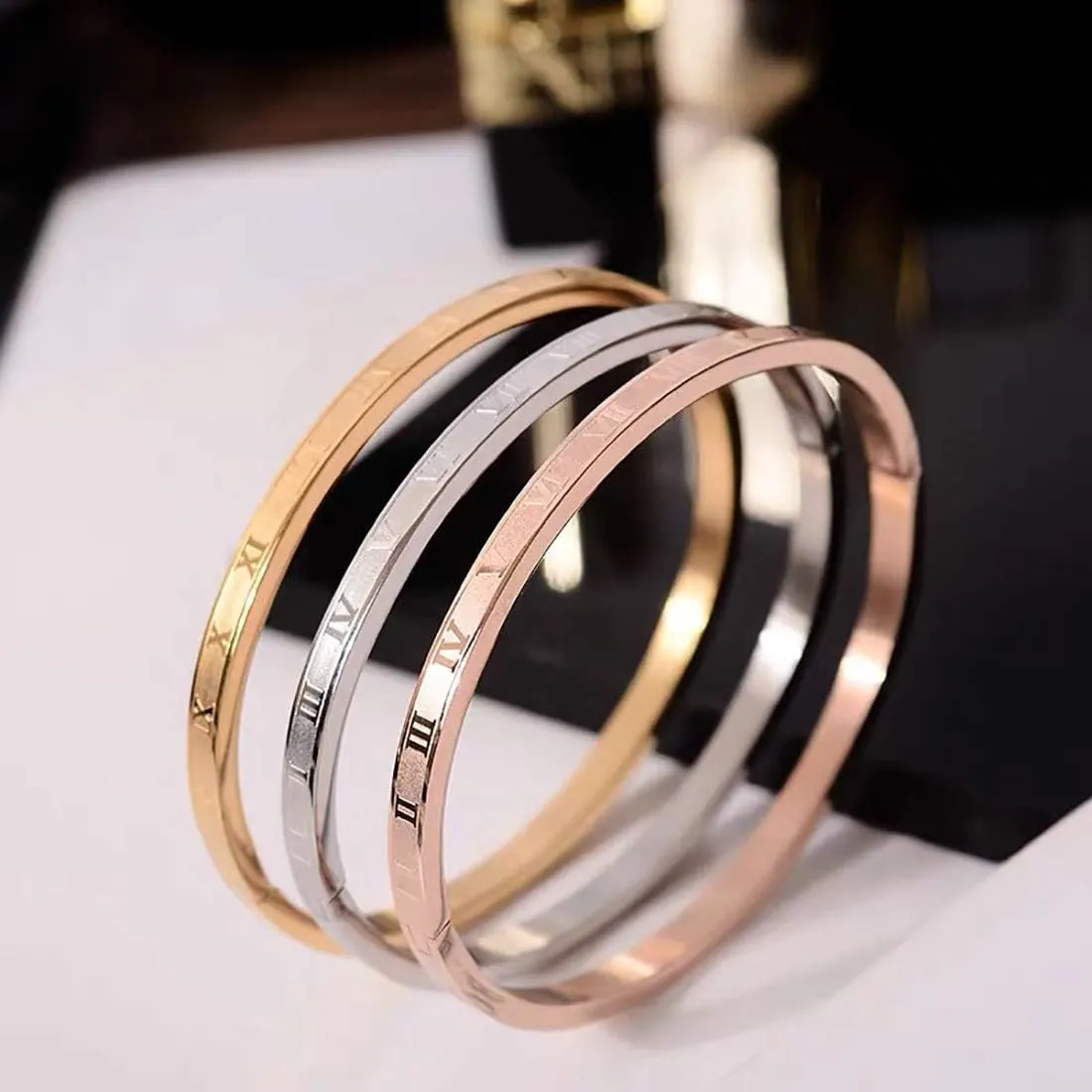 Gold Silver Plated Bracelets for Men Women Roman Numeral Bangle Bracelet Stainless Steel Personalized Engraved Unisex Gift