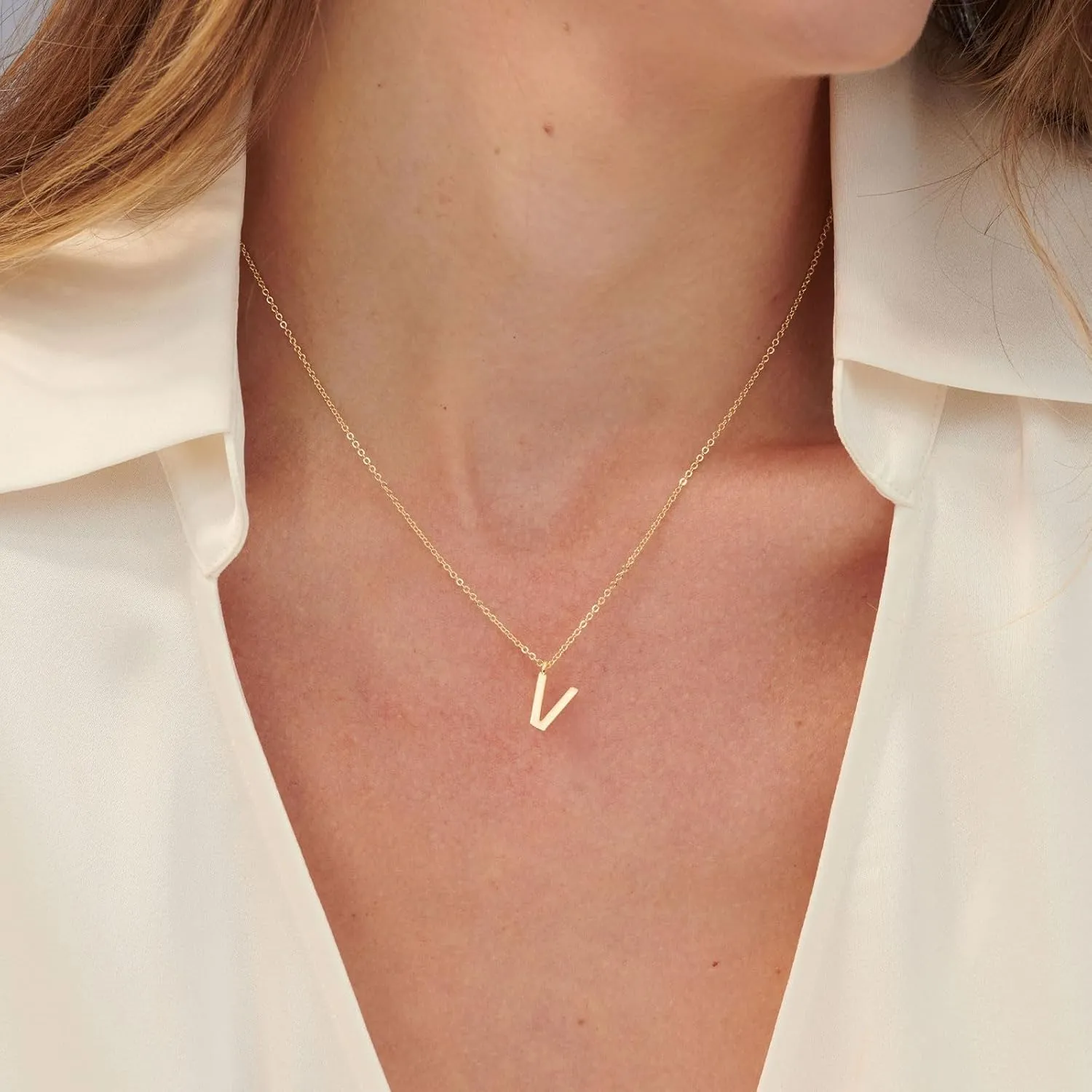 HANLI Initial Necklaces for Women - 14k Gold Plated Dainty Letter Necklace Simple Alphabet A-Z Necklace Personalized Monogram Name Necklace for Women Jewelry