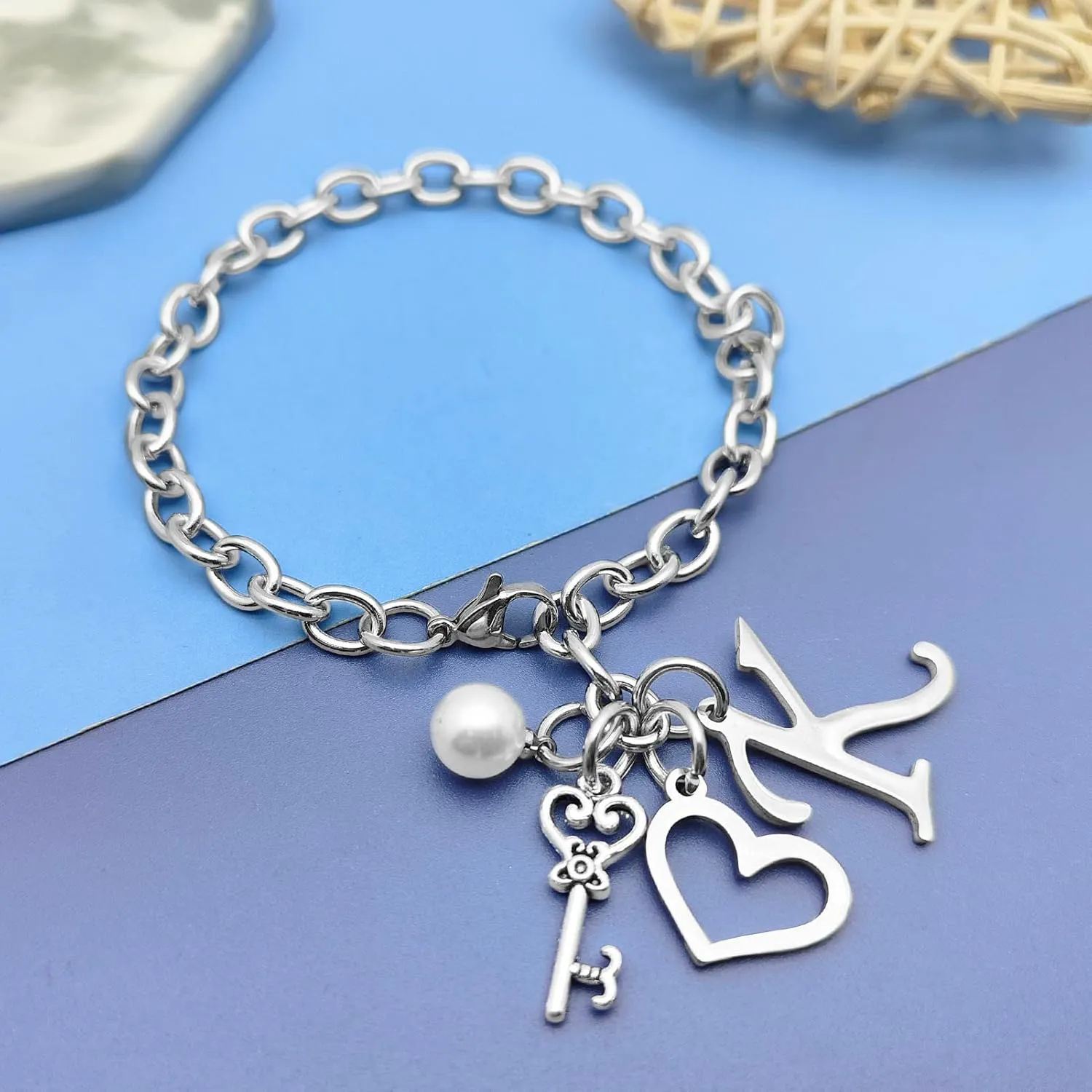 Initial A-Z Bracelets Gift for Women Girls Stainless Steel Chain Bracelet 26 Alphabet Jewelry Gifts for Birthday Anniversary Letter Bracelet Monogram Gifts for Sister Friend Girlfriends Mom 8.26 Inch