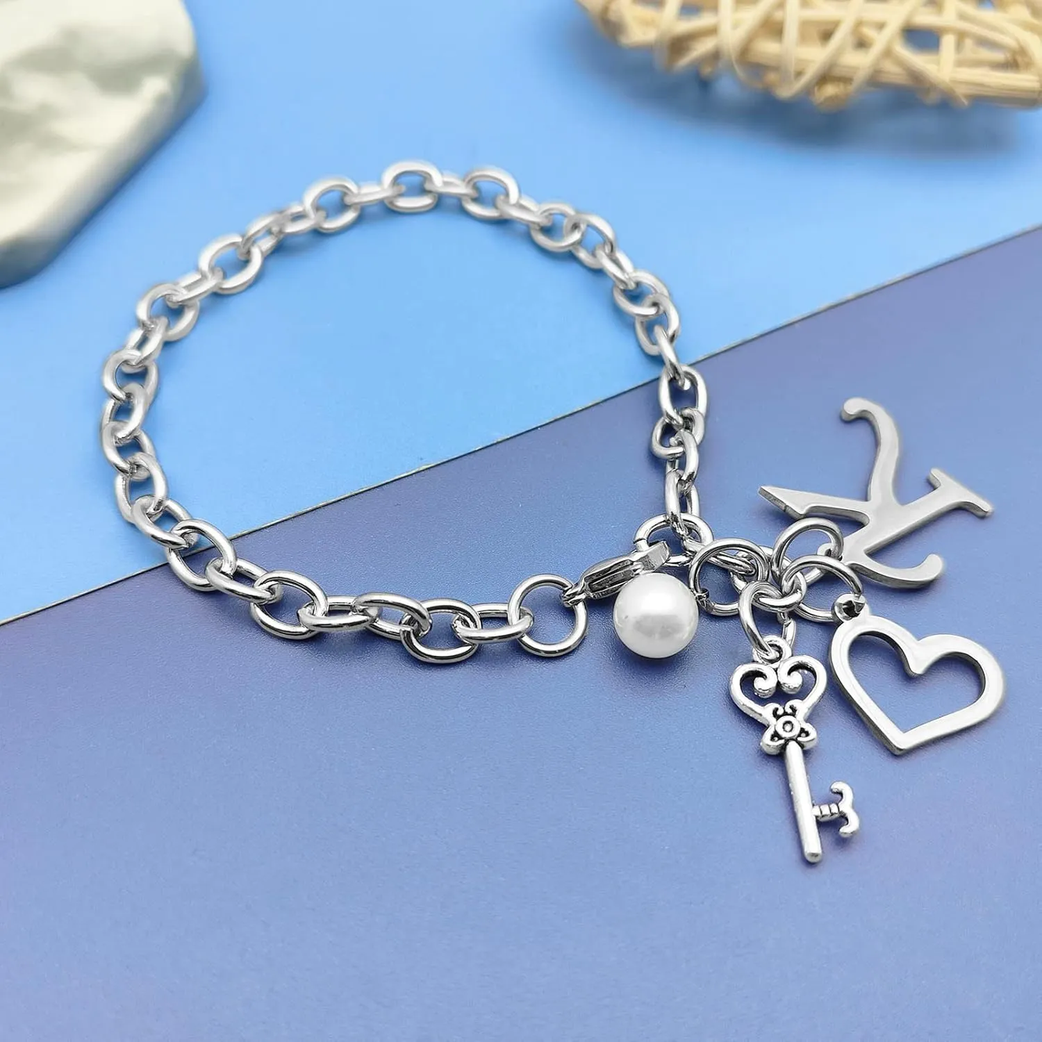 Initial A-Z Bracelets Gift for Women Girls Stainless Steel Chain Bracelet 26 Alphabet Jewelry Gifts for Birthday Anniversary Letter Bracelet Monogram Gifts for Sister Friend Girlfriends Mom 8.26 Inch