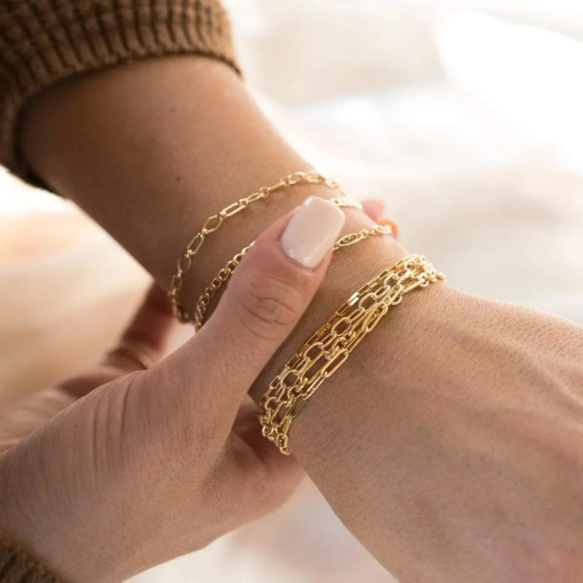 kelistom 14K Gold Filled Stainless Steel Paperclip Chain Bracelet for Women, 7.5 Rectangle Link Bracelets, Waterproof and Never Tarnish