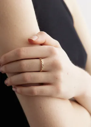 Lara Ring
