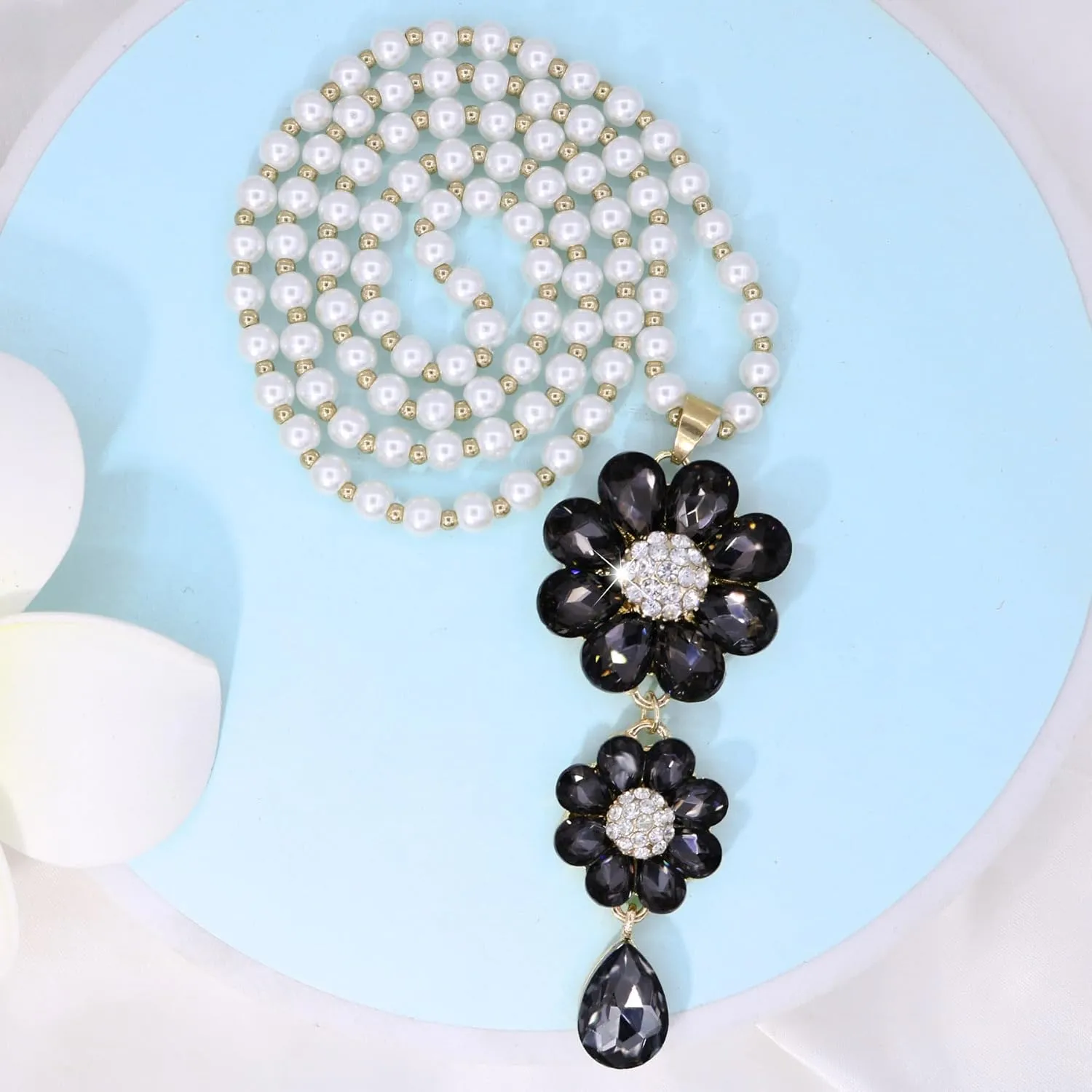 Long Crystal Flower Pendant Necklace for Women Large Rhinestone Floral Pendant Pearl Beaded Necklaces Gold Plated Sweater Statement Necklace Fashion Jewelry for Women