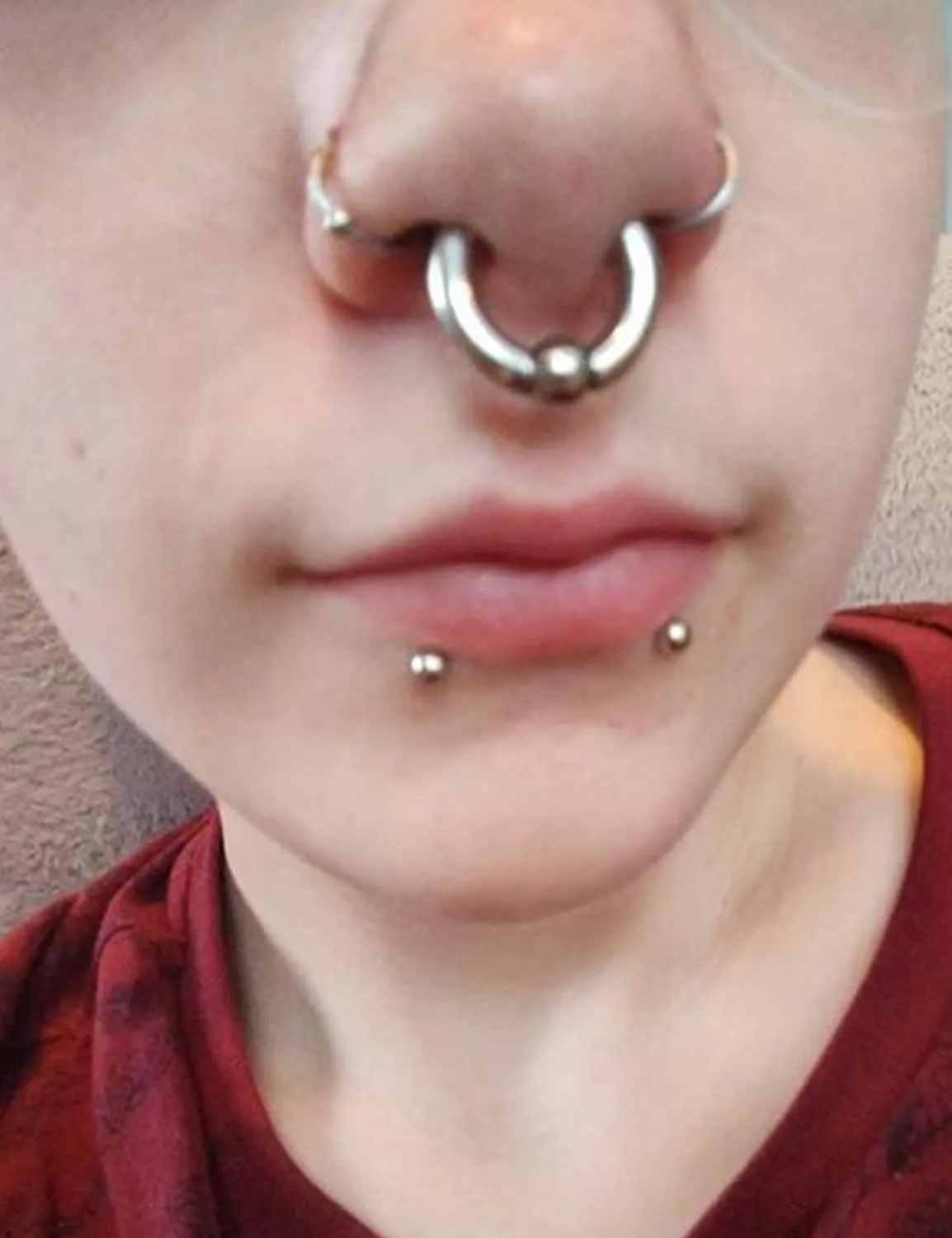 Ocptiy 8G 6G 4G 2G Titaniumm Septum Rings Medical Implant Grade Gauges Tunnels Earrings Stretching kit Hypoallergenic Septum Nose Ring Ear Lobe Hoop Earring Piercing Jewelry Women Men 12mm 14mm 16mm