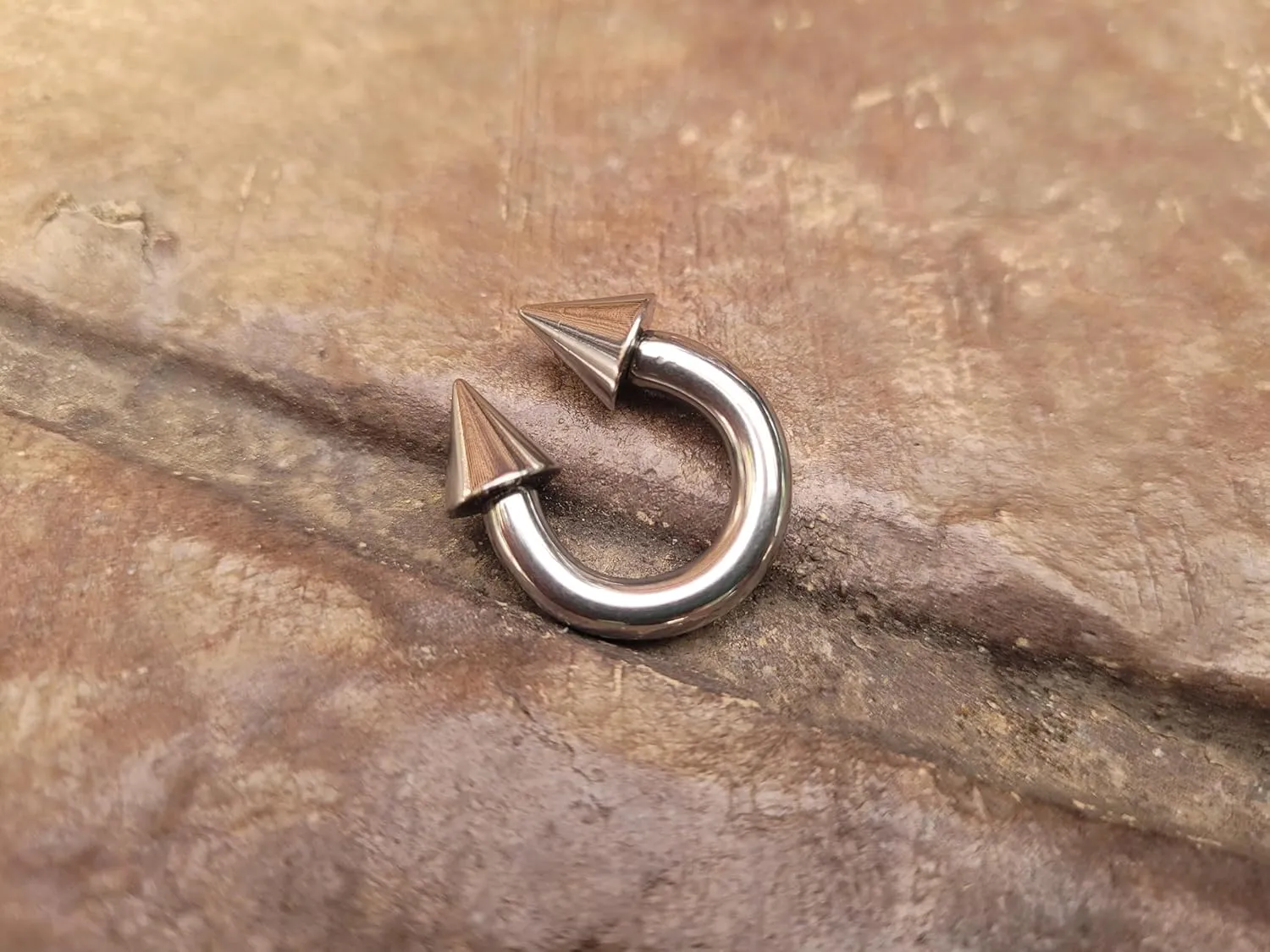 Pair 2g-14g Big Gauges Silver Cone Spike Horeshoe Septum Pincher Ring Stretching Ear Plugs Tapers nose Gauges 2g 4g 6g 8g 10g 12g 14g gauge