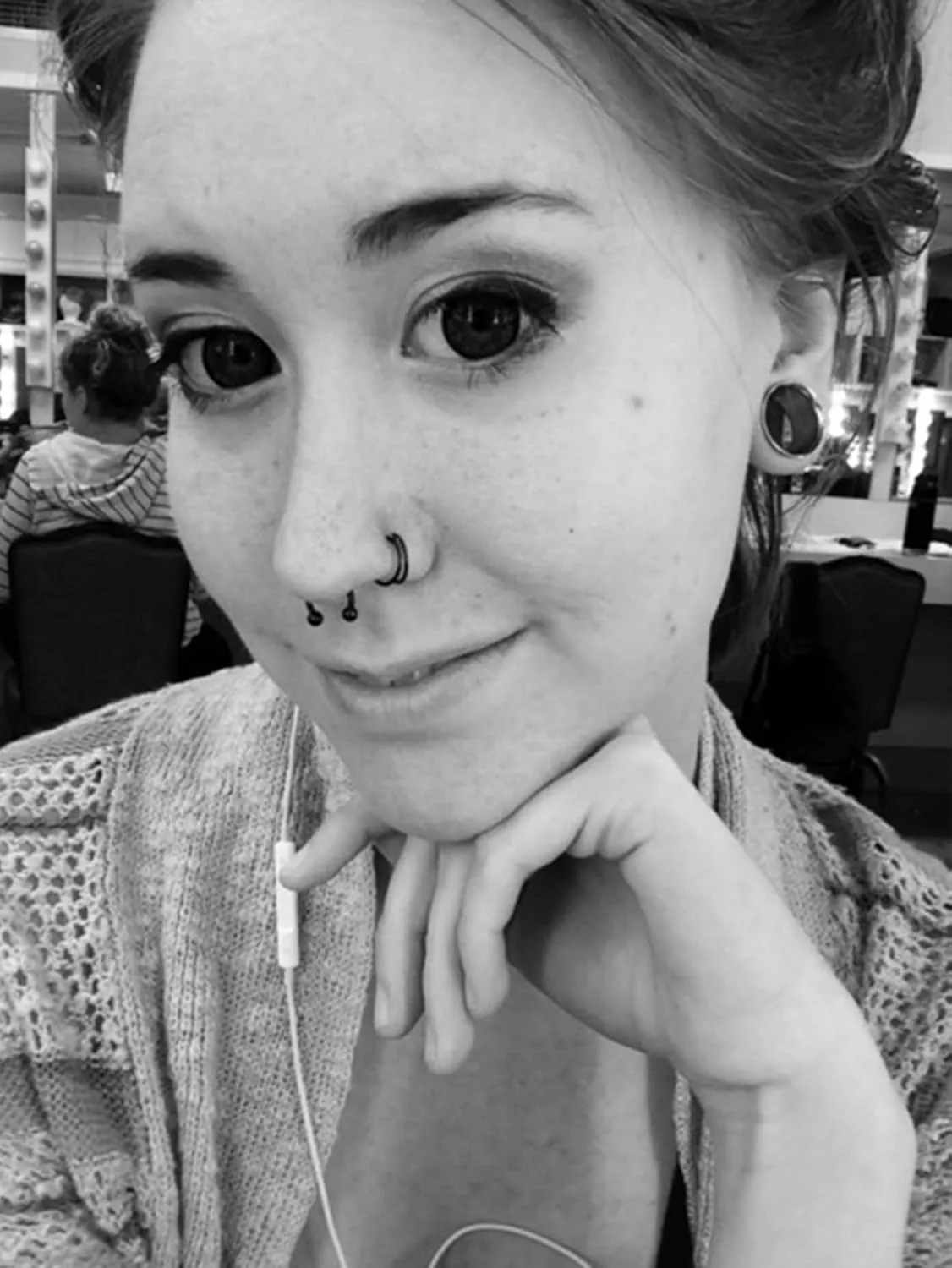 QWALIT Fake Nose Rings & Septum Piercings - Clip On, Non-Piercing, Faux Nose Rings & Hoops for Women & Men
