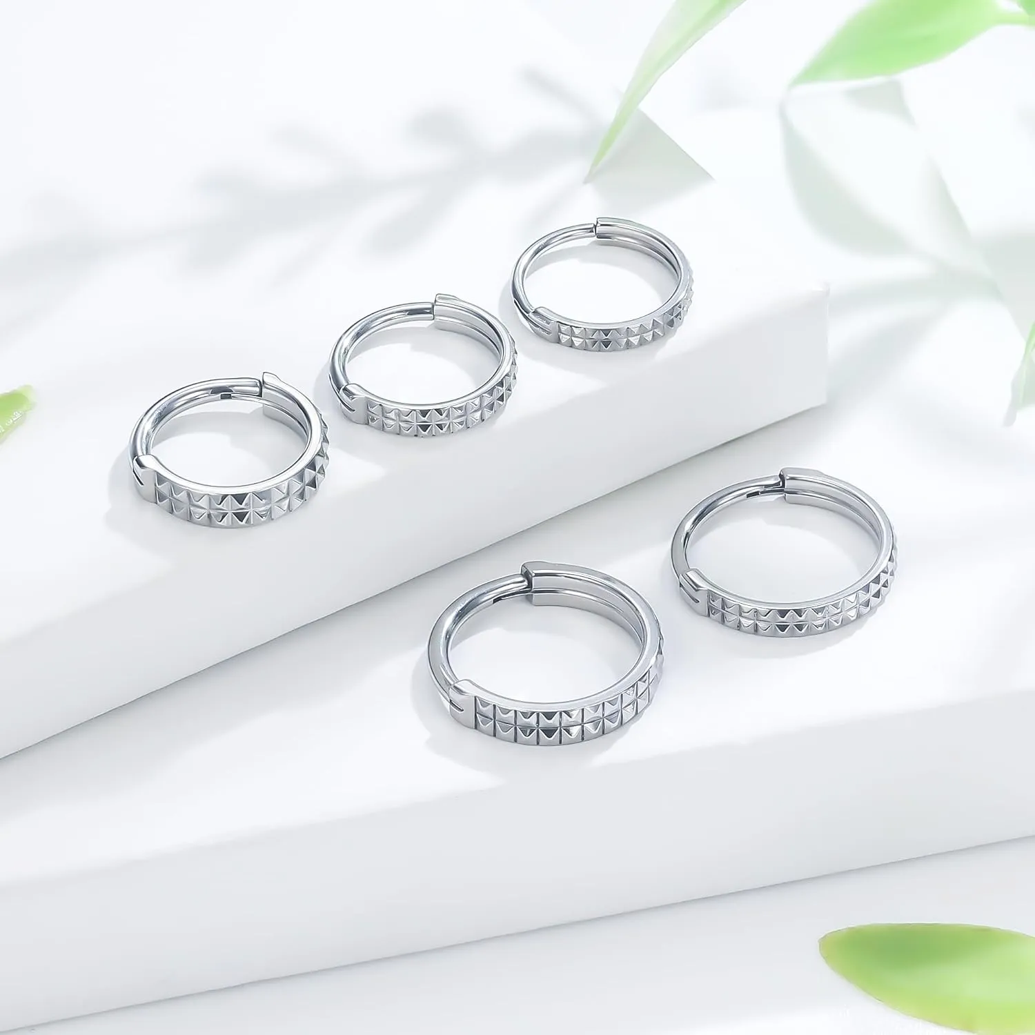 Ruifan 20G 18G 16G Titanium Nose Rings Hoops for Women Two-row Serrated Loop CZ Clicker Hinged Septum Nose Ring Lip Helix Cartilage Hoop Earring Daith Rook Conch Body Piercing Jewelry for Women
