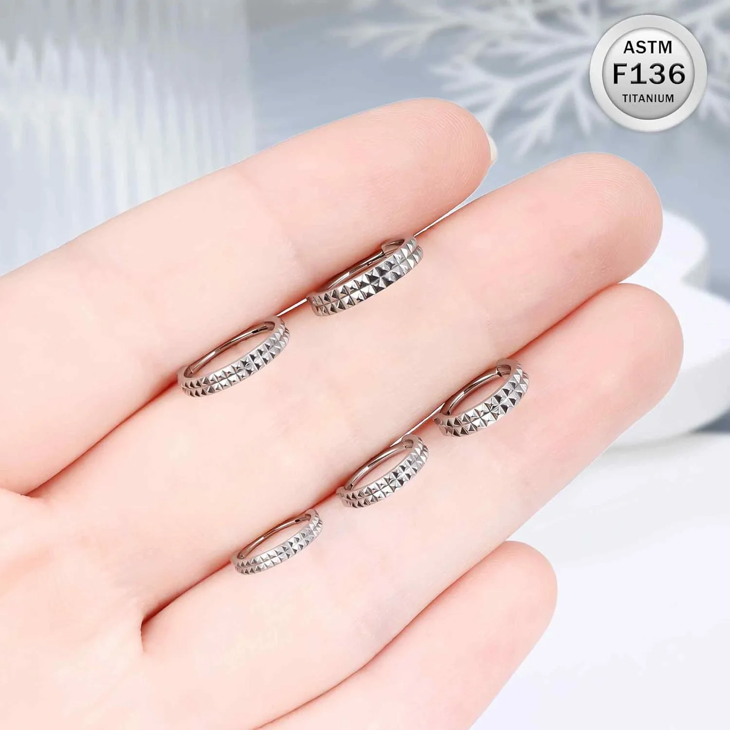 Ruifan 20G 18G 16G Titanium Nose Rings Hoops for Women Two-row Serrated Loop CZ Clicker Hinged Septum Nose Ring Lip Helix Cartilage Hoop Earring Daith Rook Conch Body Piercing Jewelry for Women
