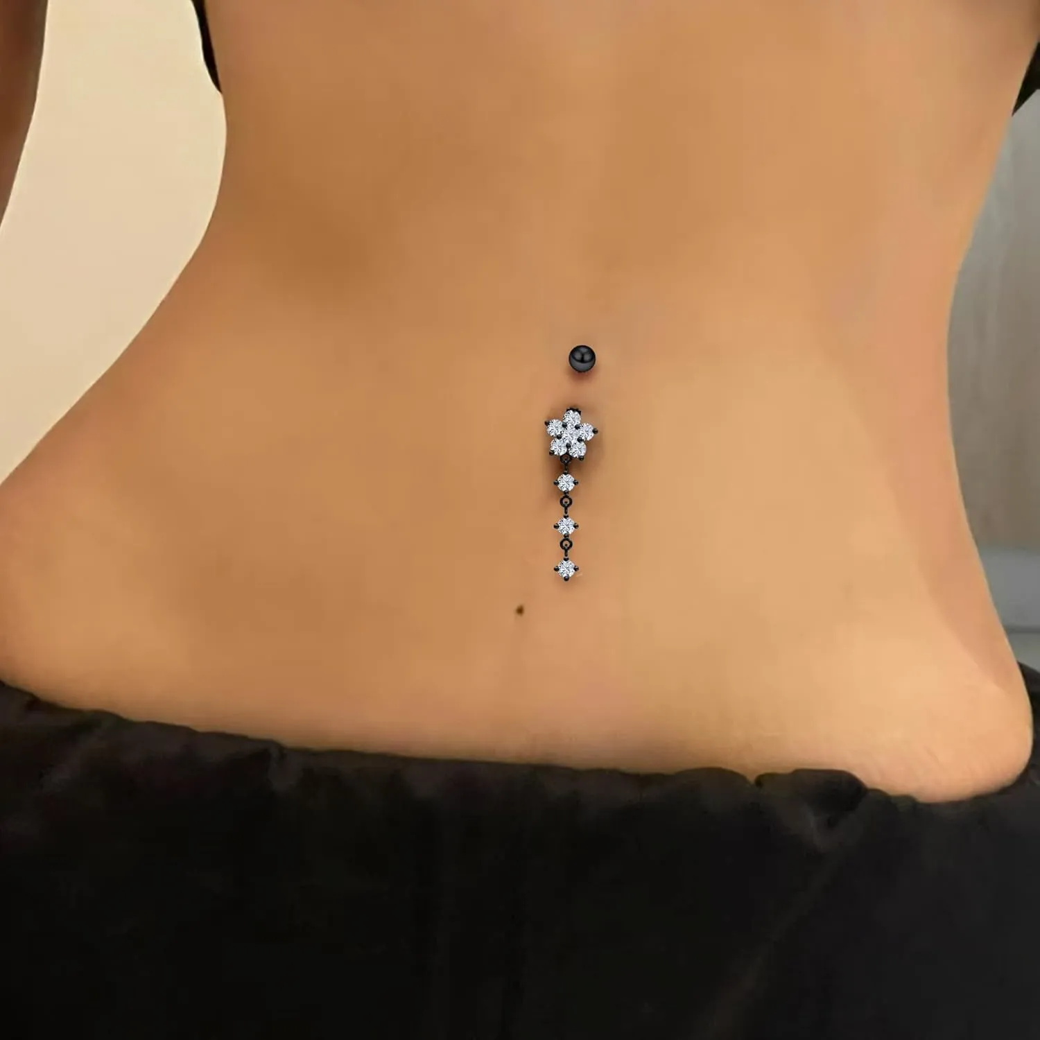 Vsnnsns 14G Dangle Belly Button Ring Piercing Jewelry 316L Stainless Surgical Steel Navel Rings Cubic Zirconia Heart Flower CZ Dangling Belly Button Ring Piercing Jewelry for Women 14 Gauge